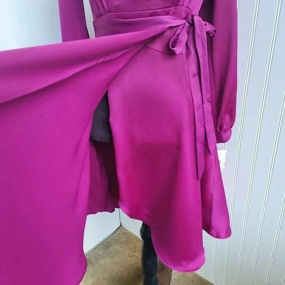 NWT Melonie T Plus Long Sleeve High-Low Fit Flare Dress Satin Mulberry Petite 6P - Picture 15 of 15